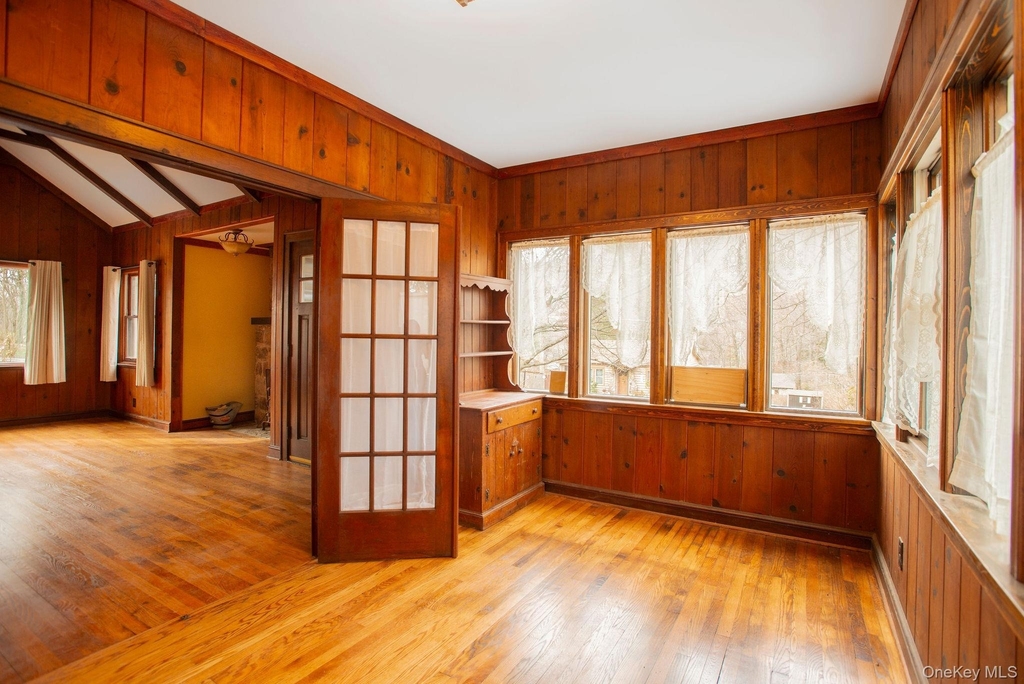 11 Locust Drive - Photo 5
