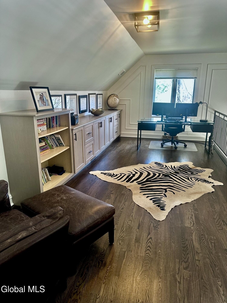 9 Oak Brook Boulevard - Photo 18