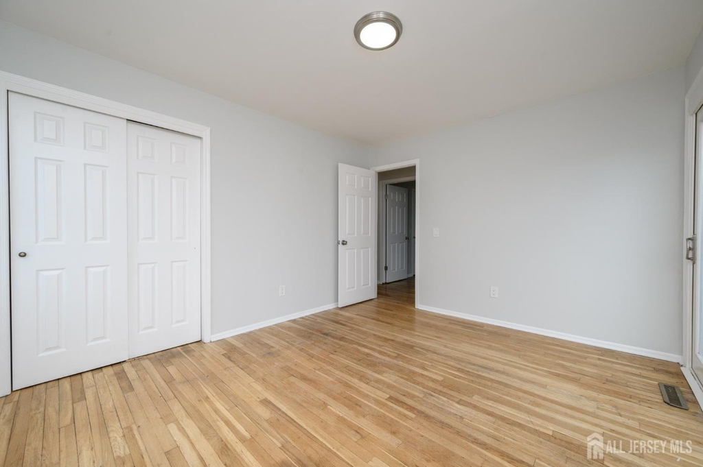 796 Inman Avenue - Photo 23