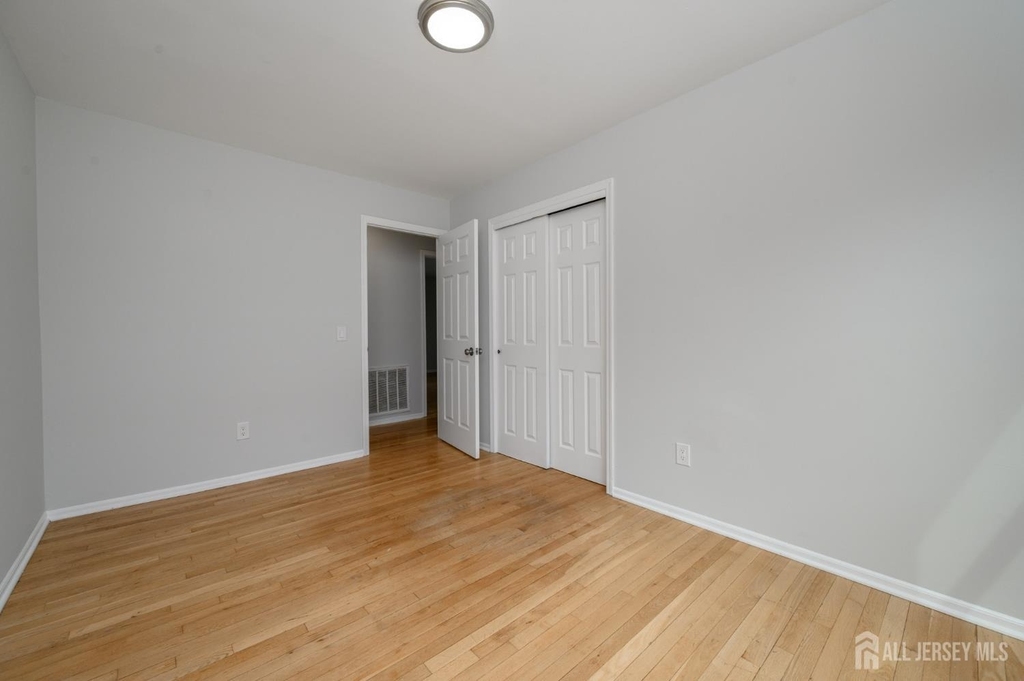 796 Inman Avenue - Photo 18