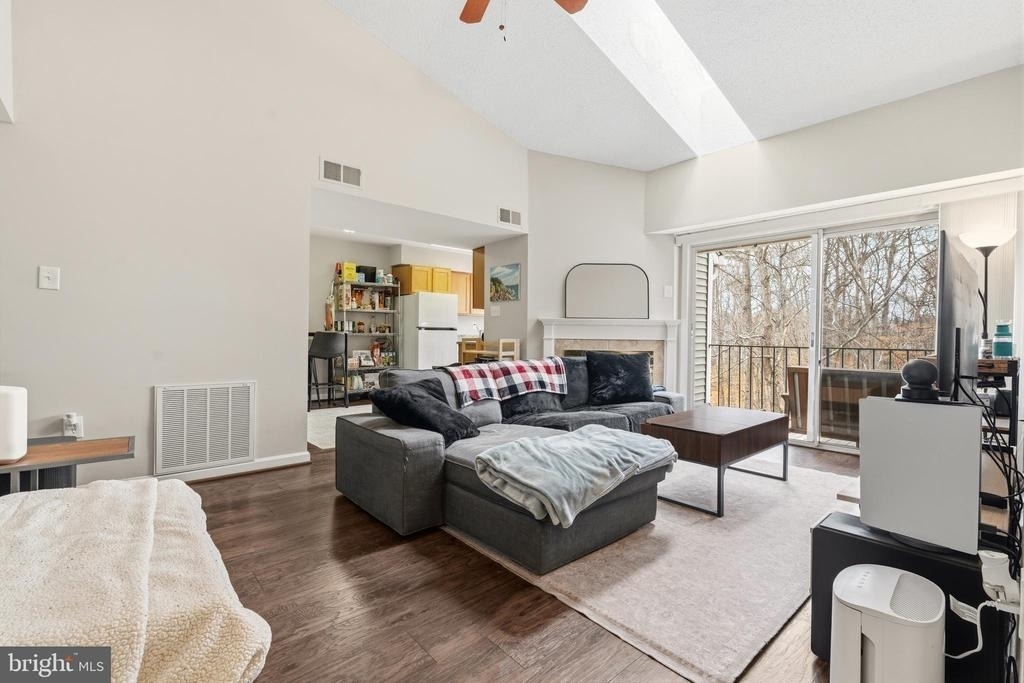 12219 Stevenson Court - Photo 3