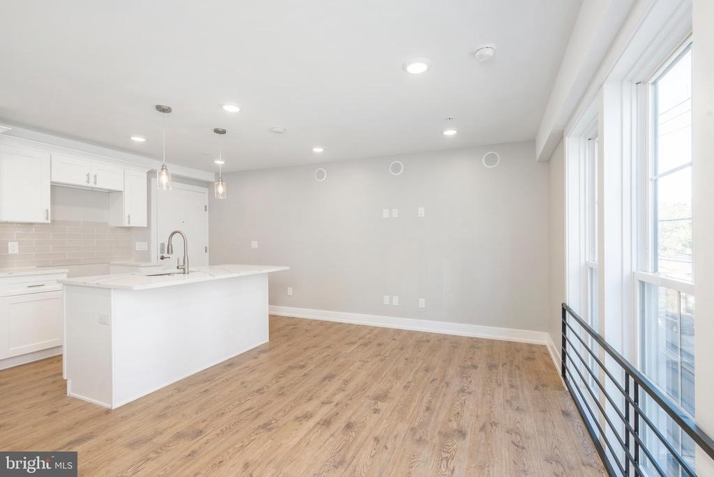 2304 N 9th Street - Photo 8
