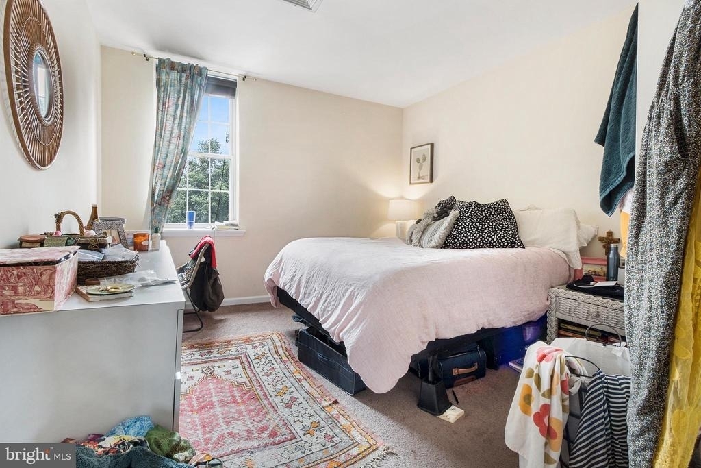 321 N Front Street - Photo 8