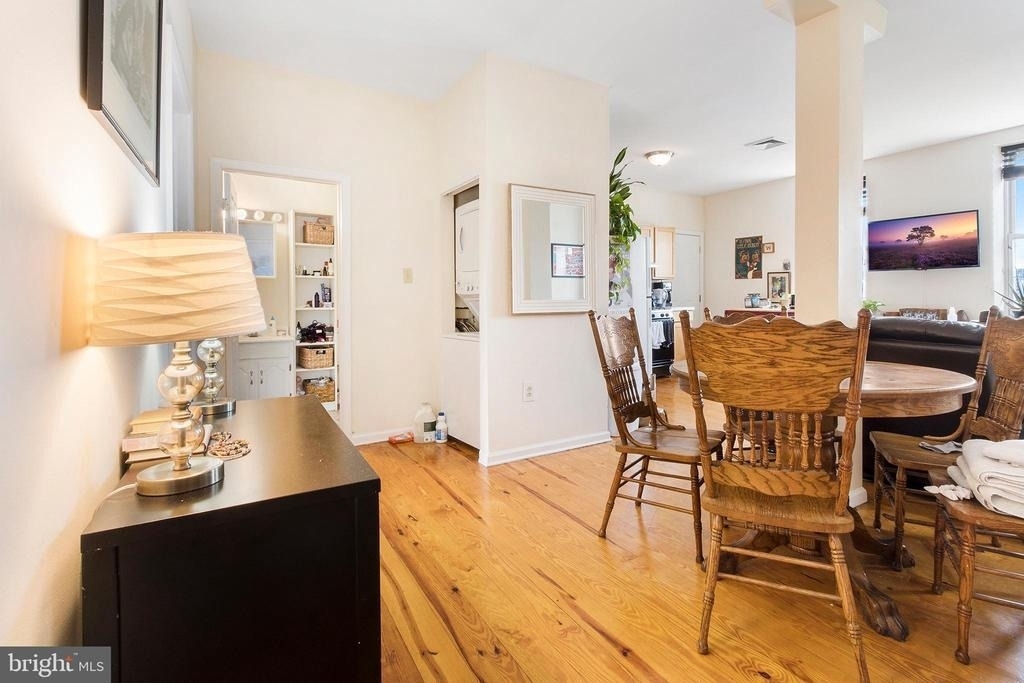 321 N Front Street - Photo 3
