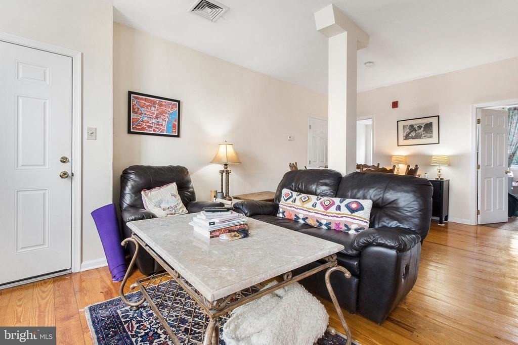 321 N Front Street - Photo 1