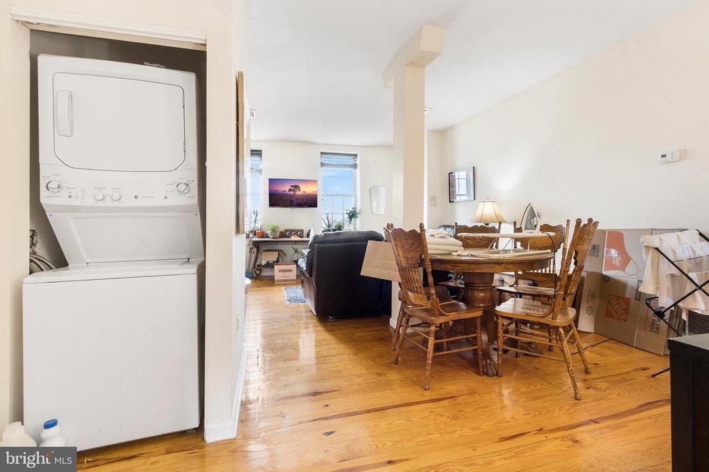 321 N Front Street - Photo 6