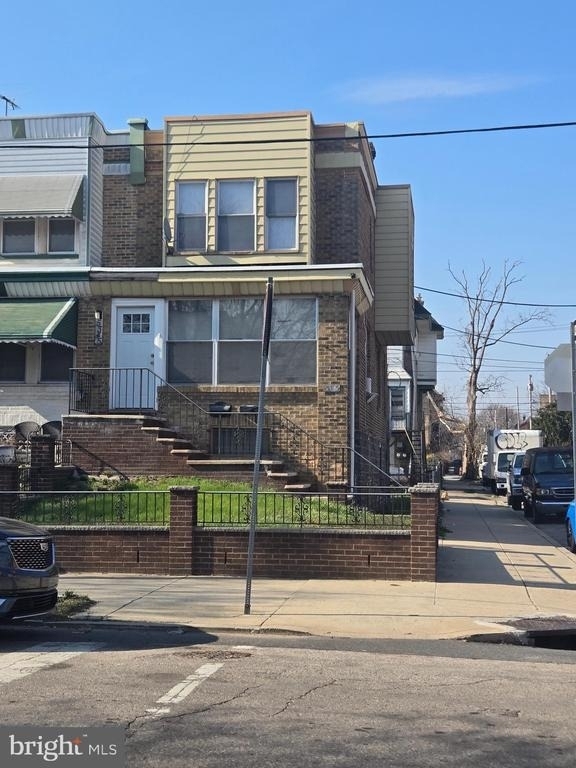5345 W Berks Street - Photo 11