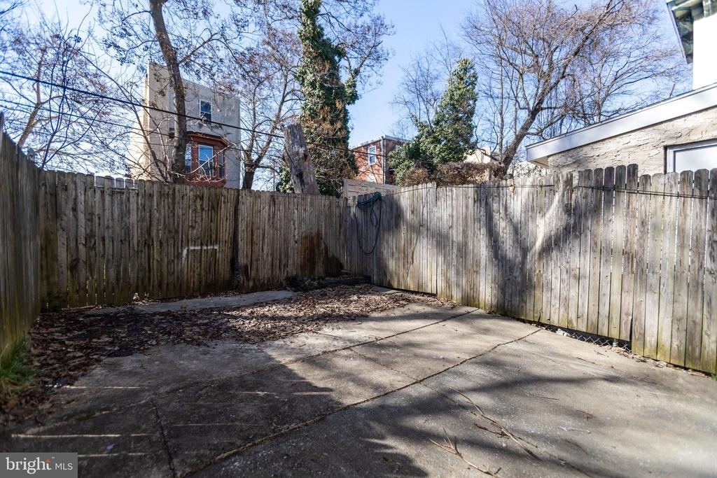 1706 N Willington Street - Photo 44