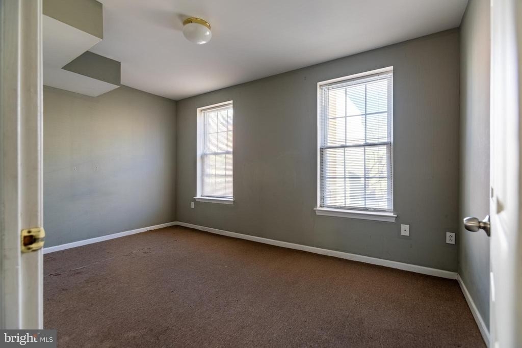 1706 N Willington Street - Photo 43