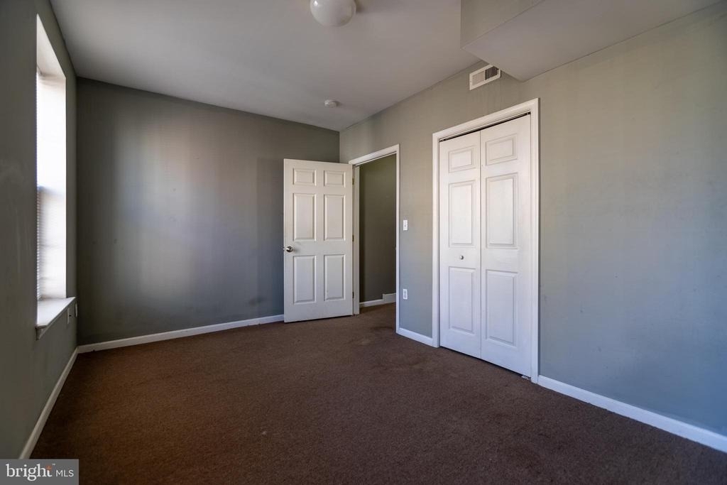1706 N Willington Street - Photo 41