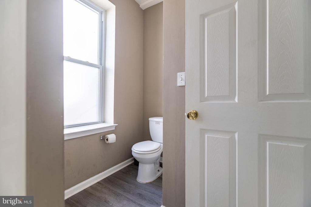 1706 N Willington Street - Photo 32