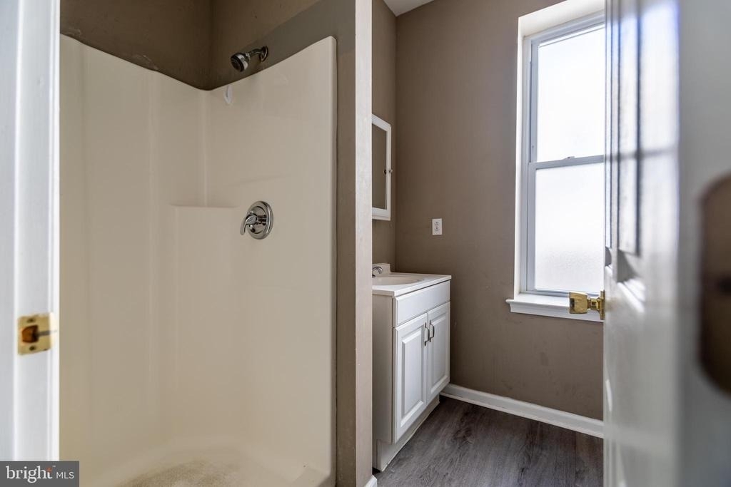 1706 N Willington Street - Photo 33