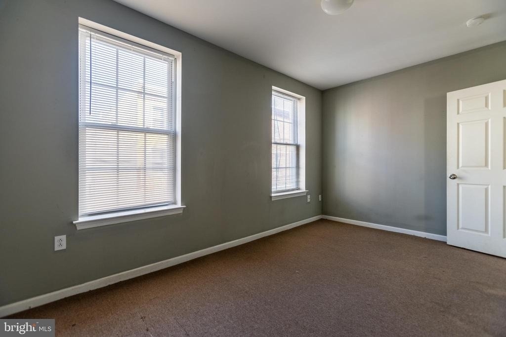 1706 N Willington Street - Photo 40