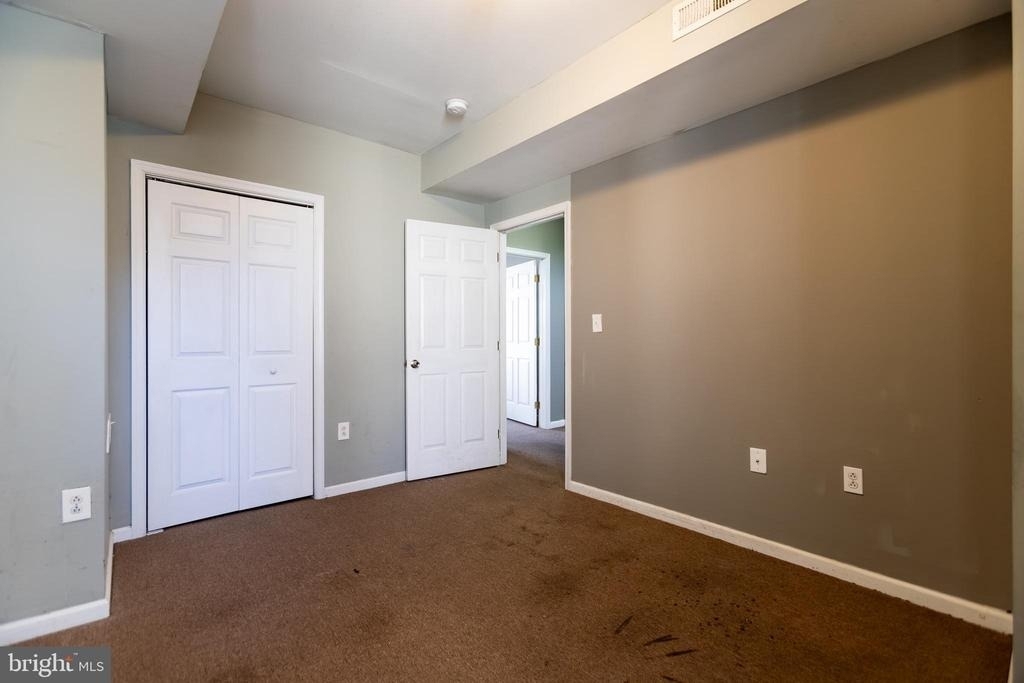 1706 N Willington Street - Photo 36