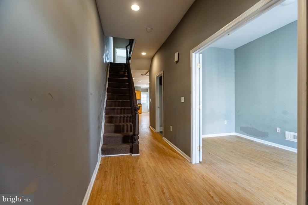 1706 N Willington Street - Photo 2