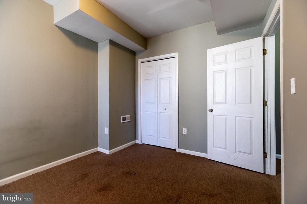 1706 N Willington Street - Photo 37