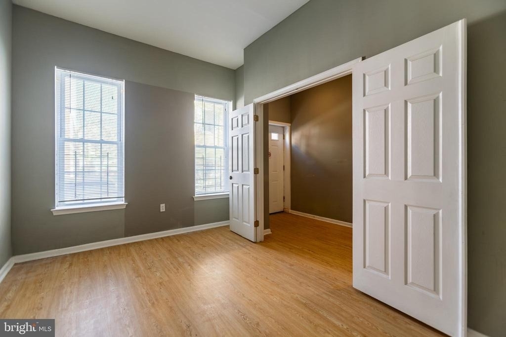 1706 N Willington Street - Photo 5