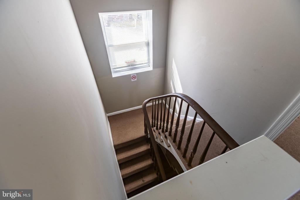 1706 N Willington Street - Photo 34