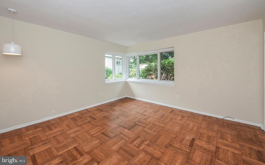 8104 Heacock Lane - Photo 12