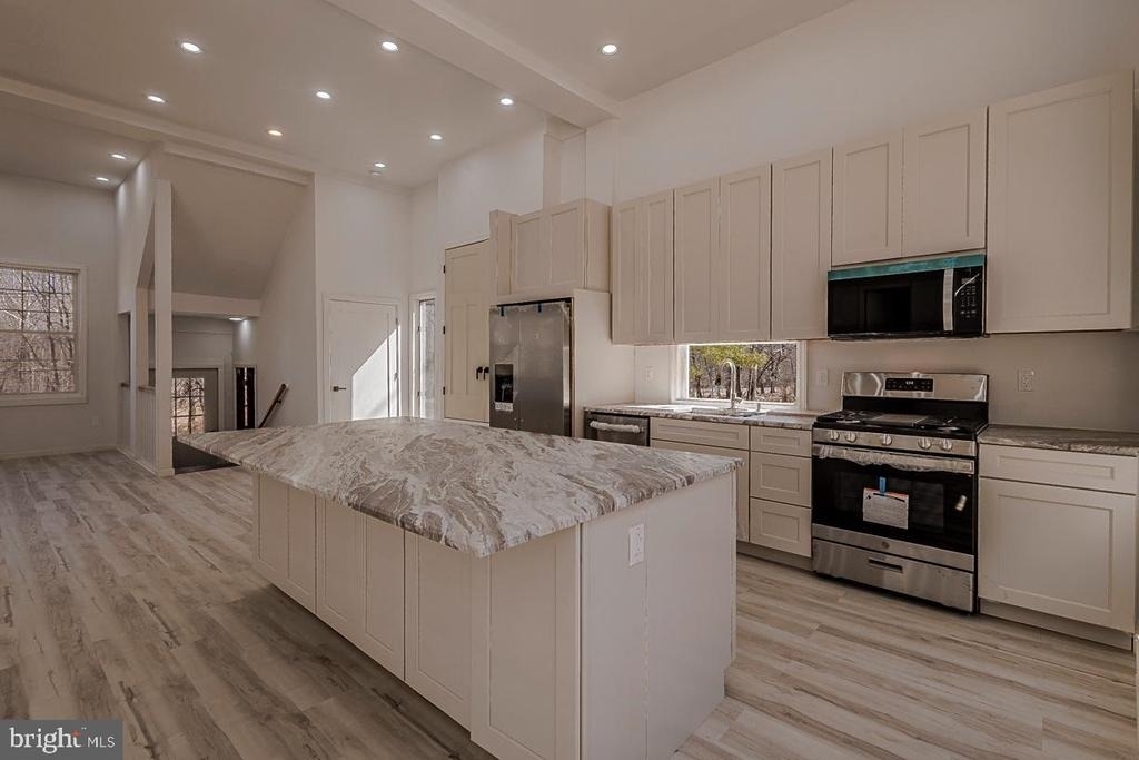 242 Hollow Road - Photo 8