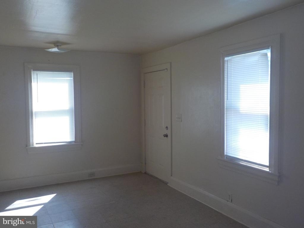 26 Walnut Street - Photo 7