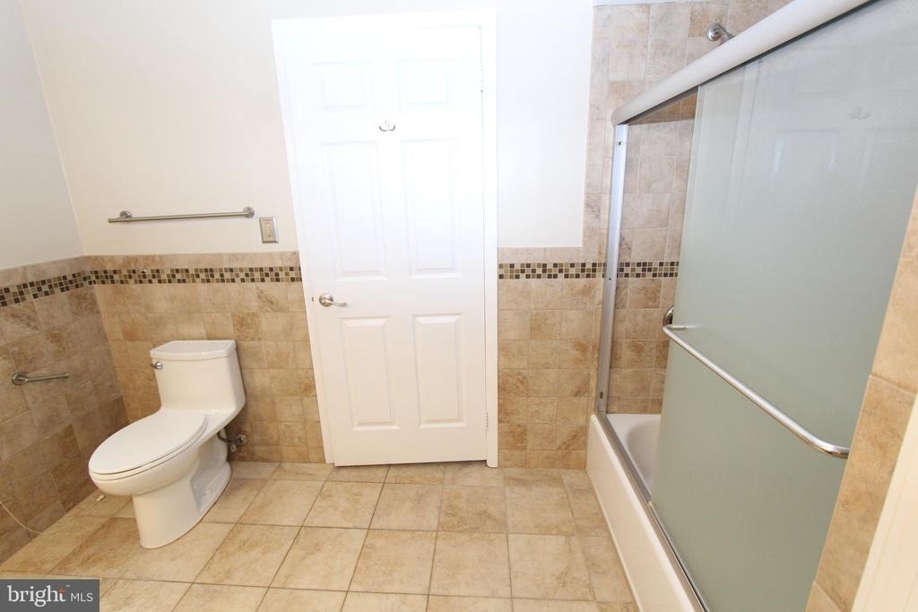 110 Biscayne Court - Photo 18