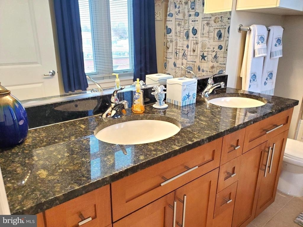 155 Potomac - Photo 22