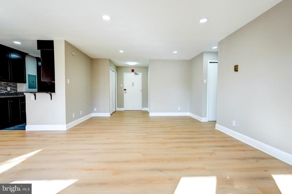 1900 Lyttonsville Road - Photo 3
