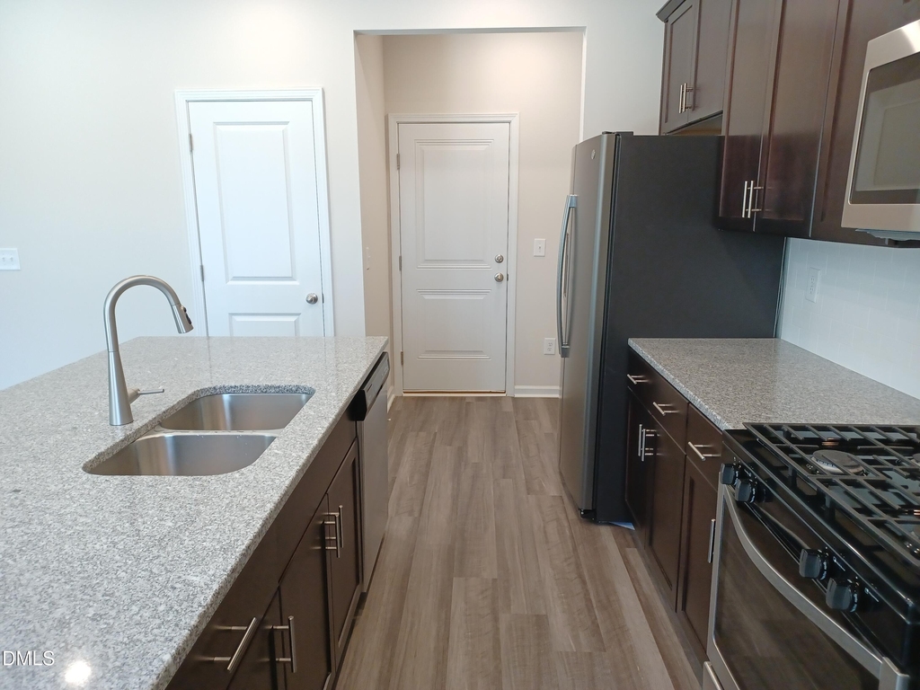 7131 Stratified Court - Photo 8