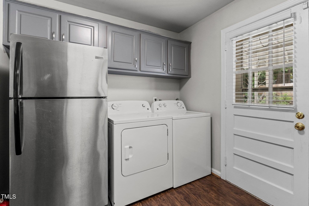 530 Banks Street - Photo 11