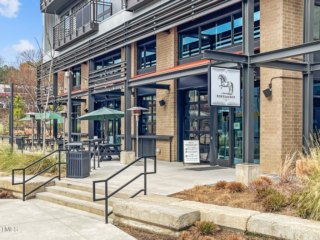 530 Banks Street - Photo 47