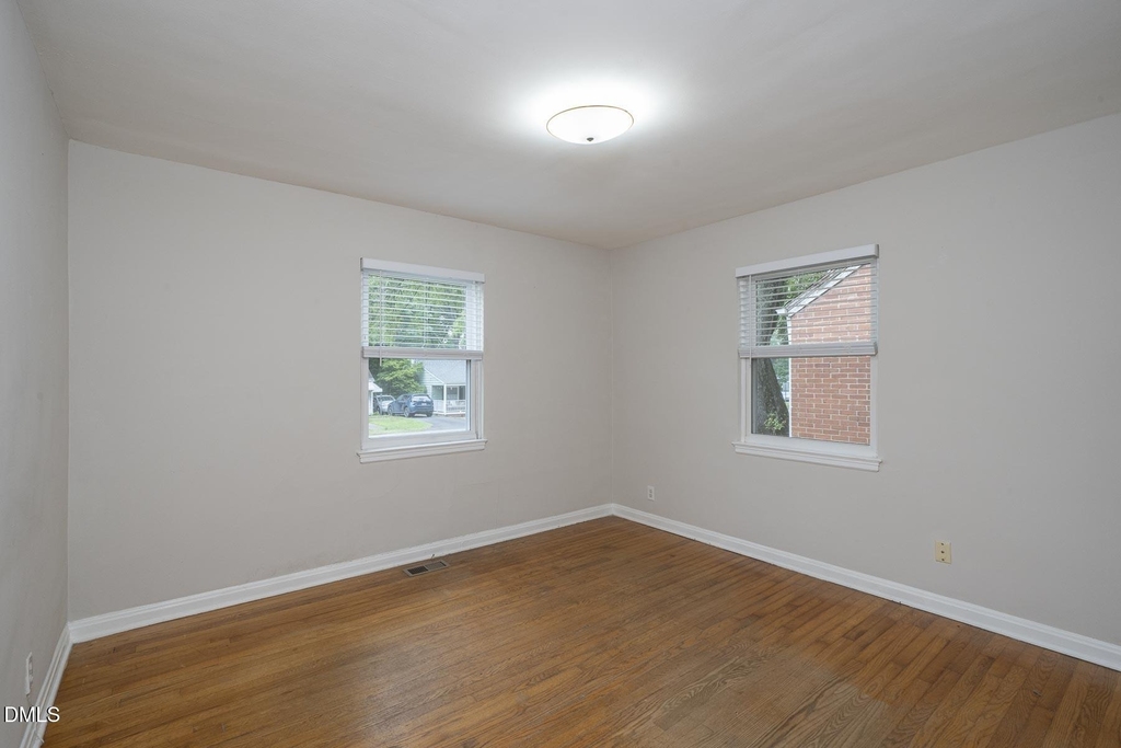 410 Newsom Street - Photo 12