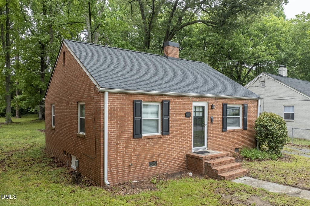 410 Newsom Street - Photo 18