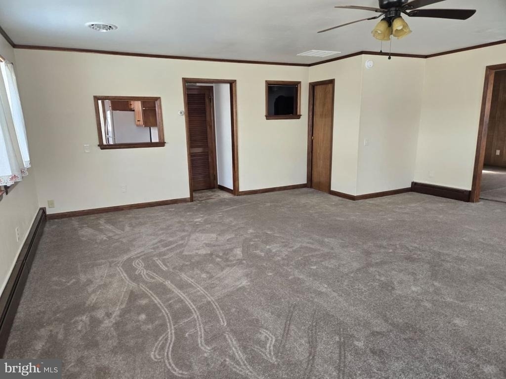 522 Carol Street - Photo 8