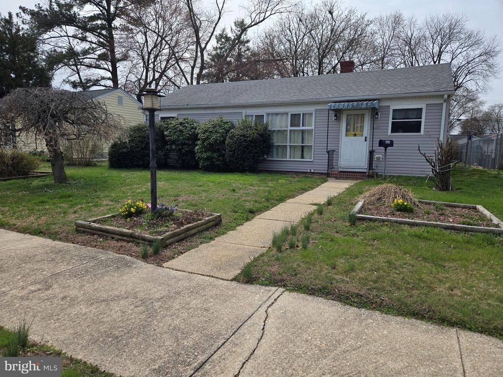 522 Carol Street - Photo 0