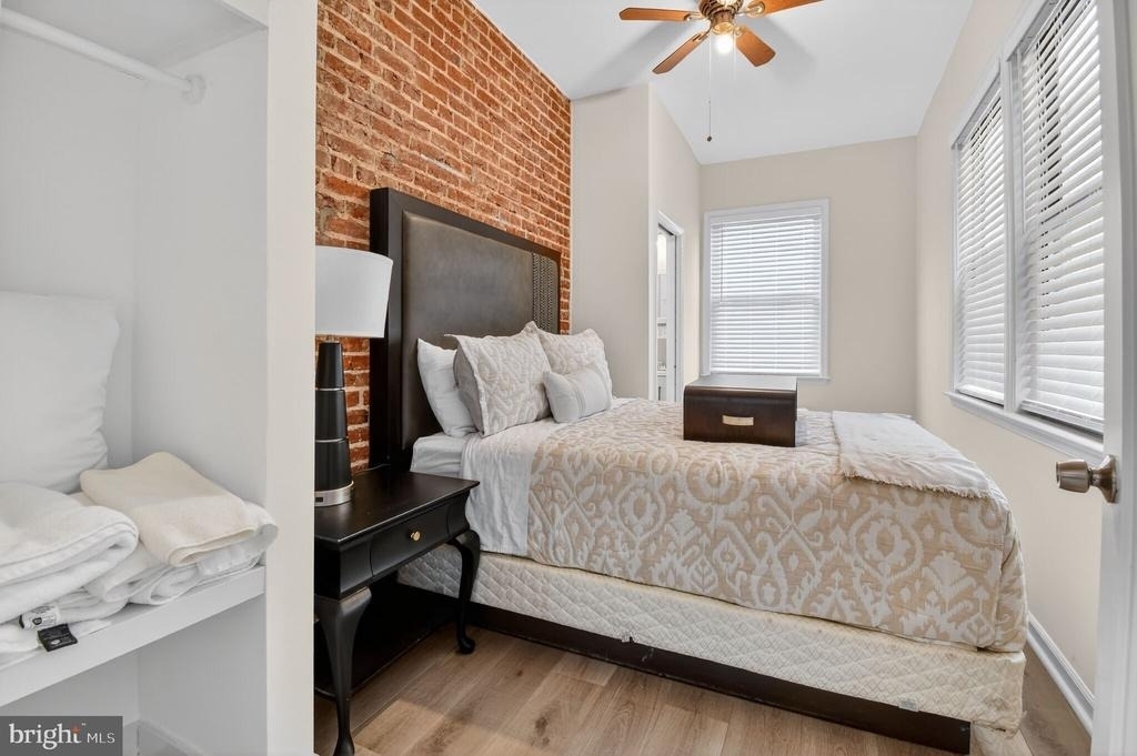 1919 19th Street Nw - Photo 9