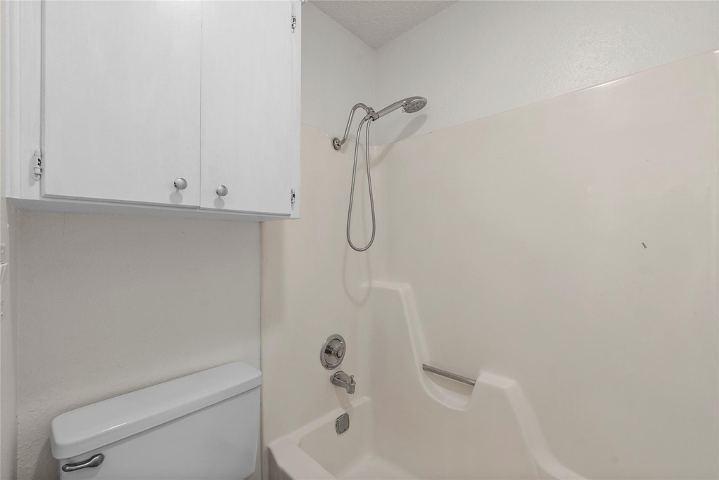 12906 Irongate Ave - Photo 6