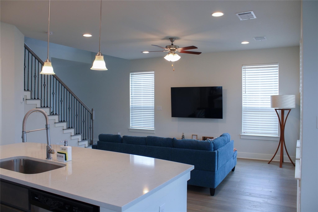 1007 Harwell Loop - Photo 2