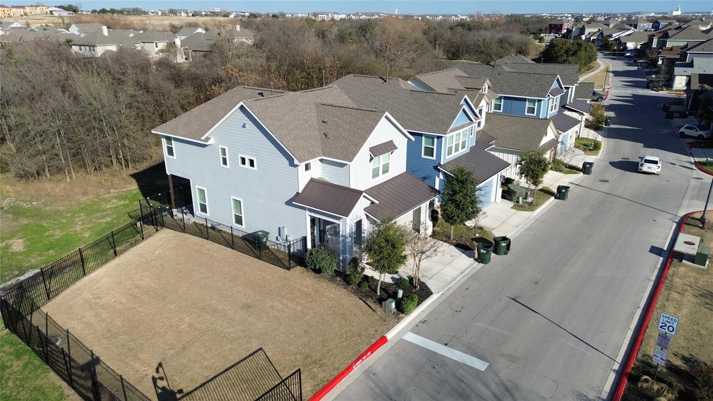 1007 Harwell Loop - Photo 1