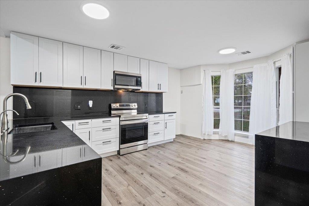 158 Oak River Dr - Photo 1