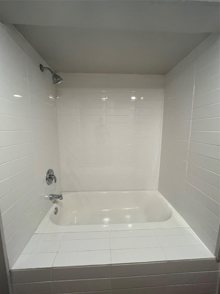 3106 Duval St - Photo 7