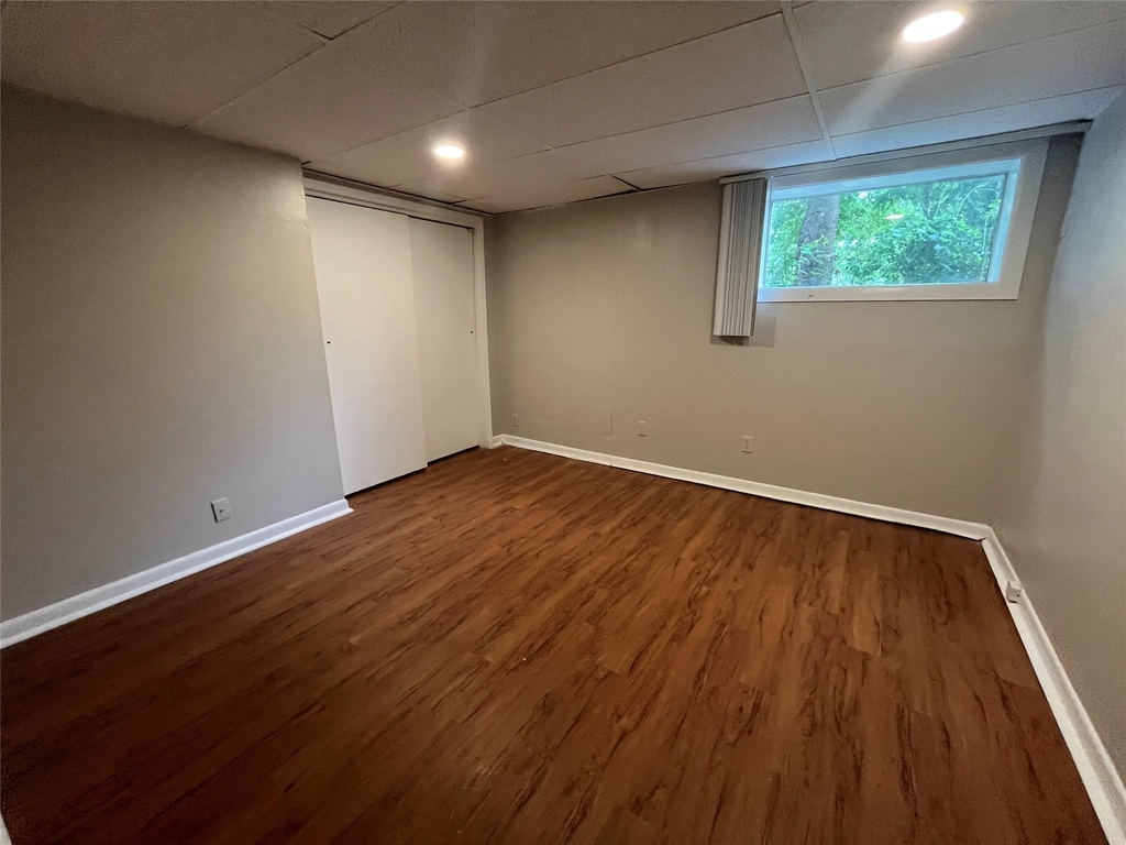 3106 Duval St - Photo 2