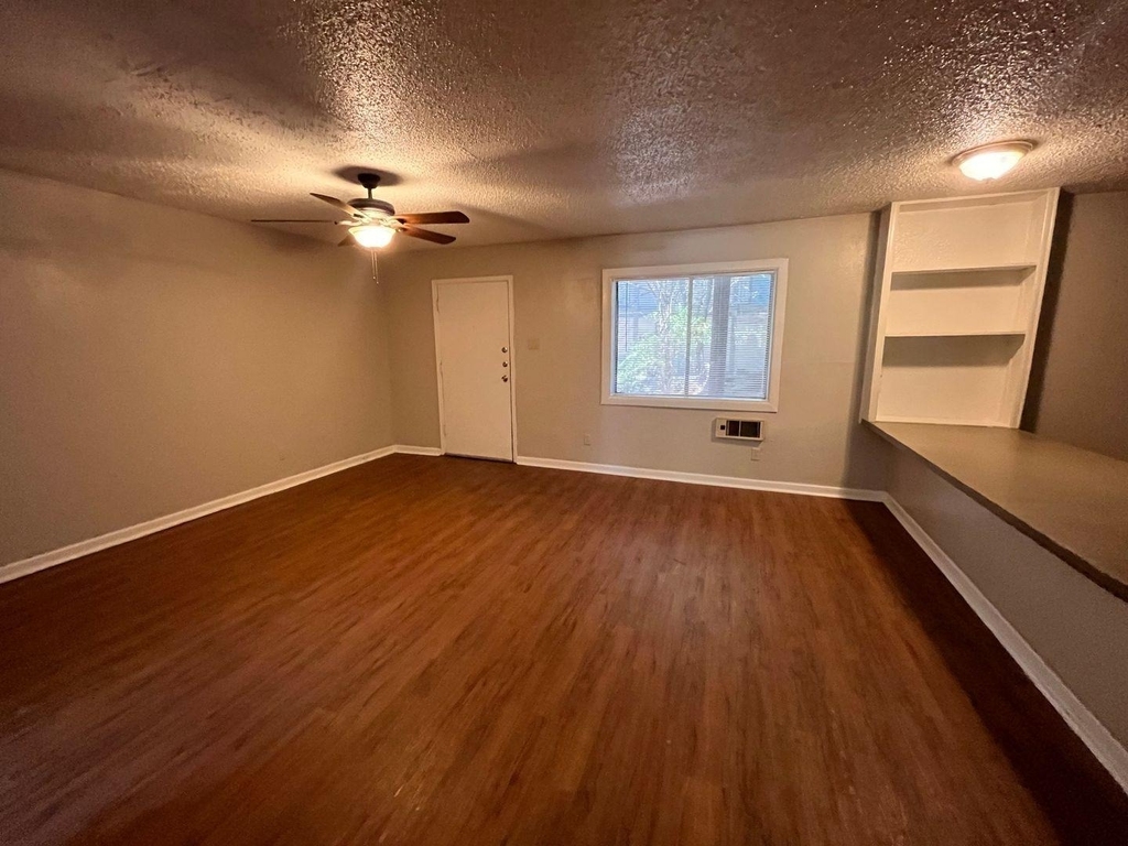 3106 Duval St - Photo 1