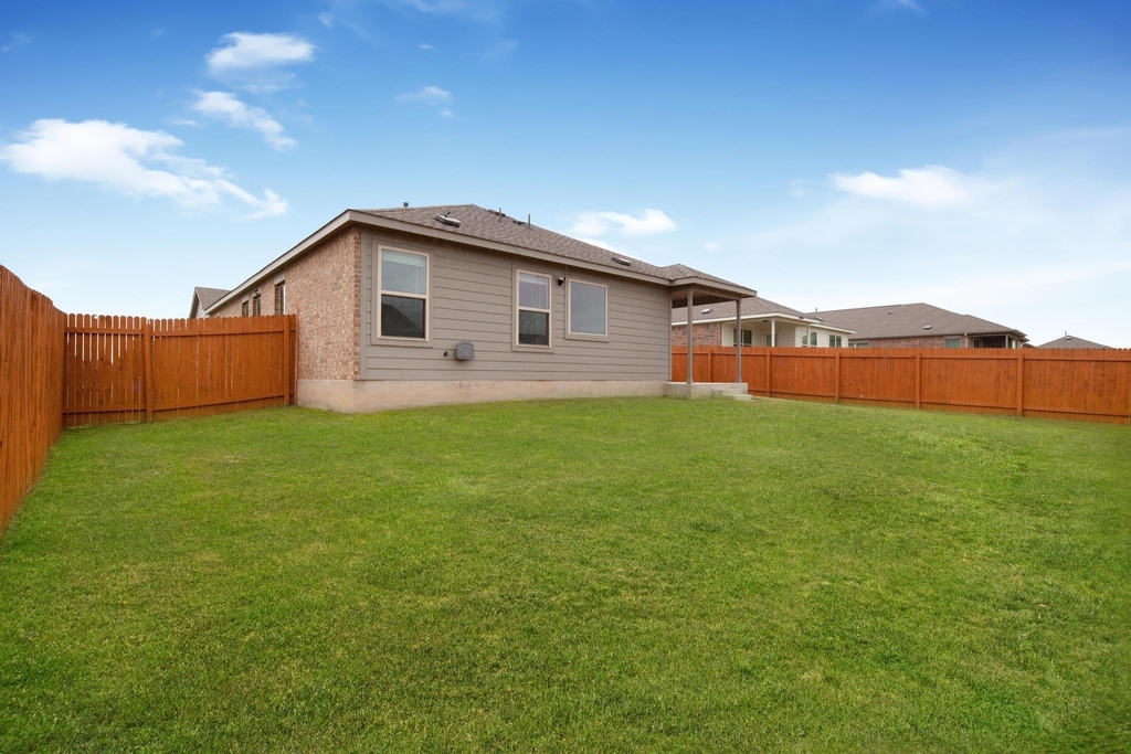 21409 Resource Rd - Photo 20