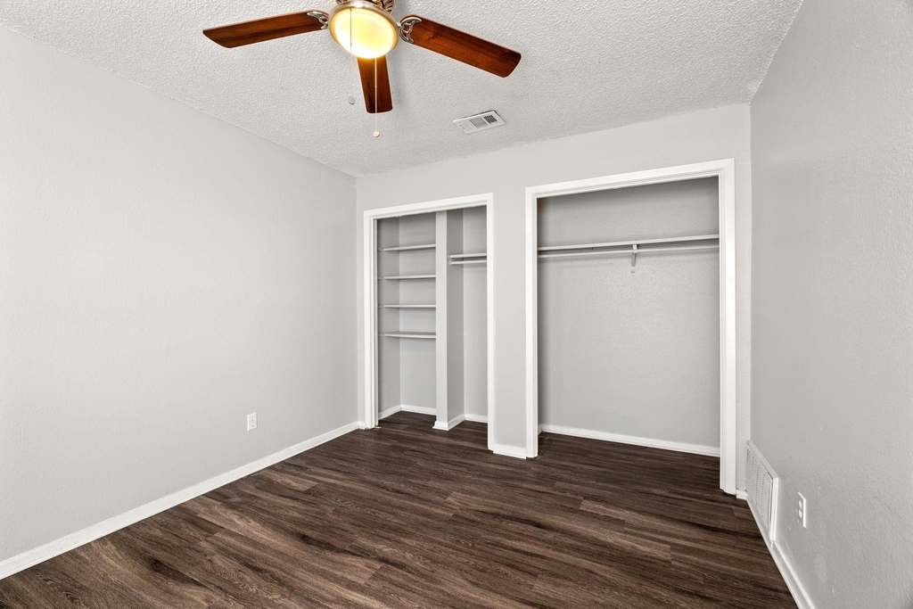 12130 Thompkins Dr - Photo 24
