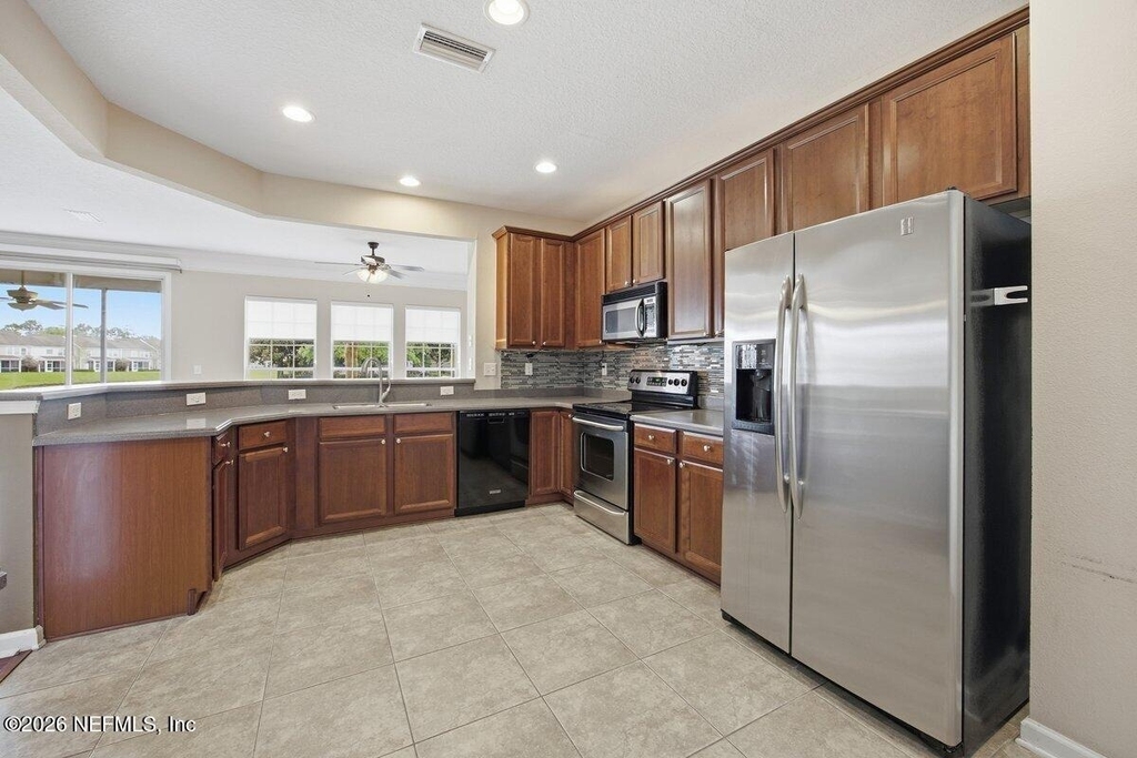 11152 Castlemain Circle S - Photo 11