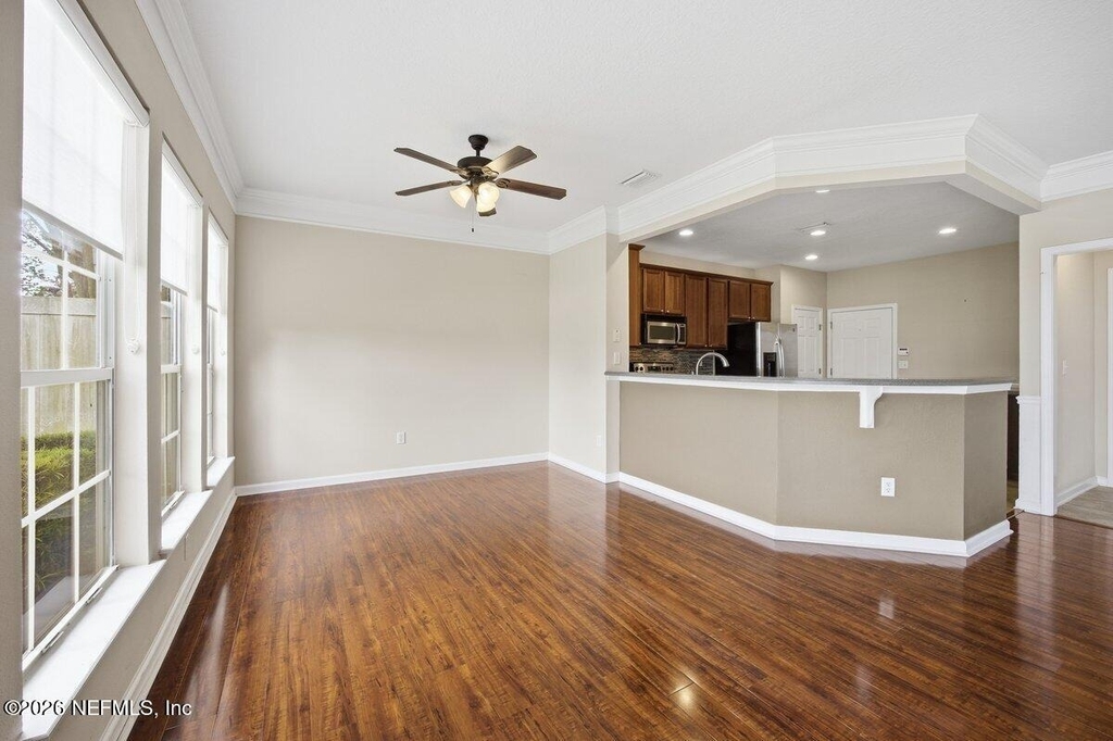 11152 Castlemain Circle S - Photo 9