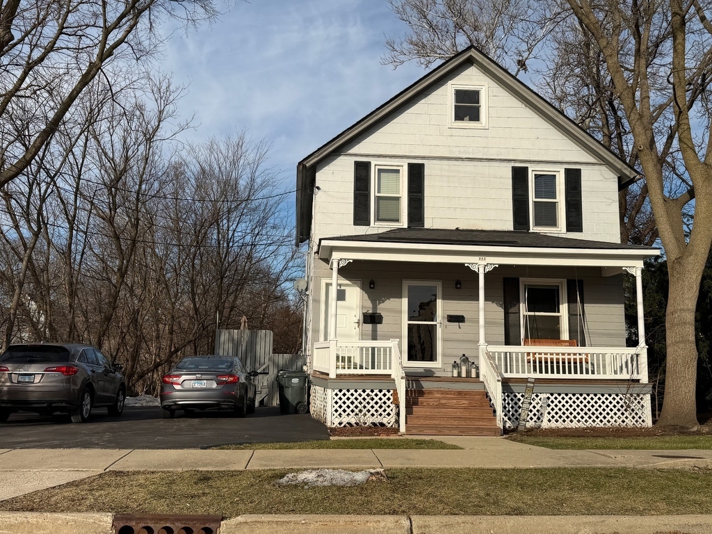 212 Franklin Street - Photo 1