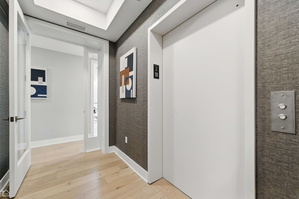 146 W Erie Street - Photo 1