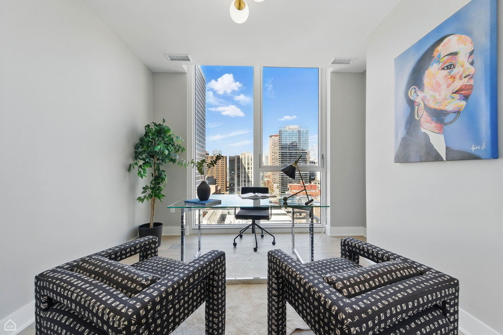 146 W Erie Street - Photo 13